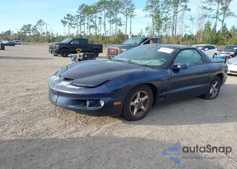 2001 Pontiac Firebird z USA, uszkodzony, nr VIN 2G2FS22K512139575